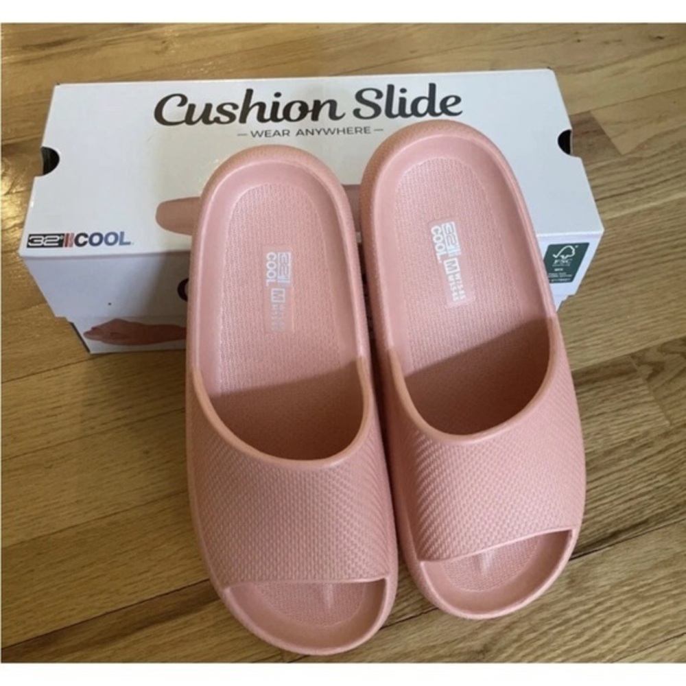 32 Degrees Pink Slippers with Cushion Comfort Sz 7.5-8.5